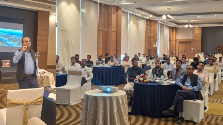 सड़क सुरक्षा पर एक दिवसीय कार्यशाला आयोजित, सड़क सुरक्षा, ब्लैक स्पॉट सुधार, साइनेज, सोलर आरपीएम, सोलर स्टड, मिडियन मार्कर एवं सुरक्षा उपायों की दी गई जानकारी