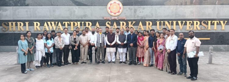 छत्तीसगढ़ योग आयोग एवं श्री रावतपुरा सरकार यूनिवर्सिटी के संयुक्त तत्वावधान में सात दिवसीय शिक्षक एवं योग प्रशिक्षण कार्यक्रम का शुभारंभ