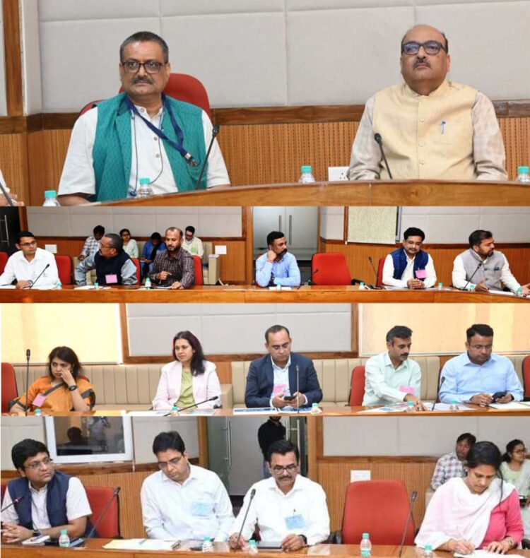 मुख्य सचिव की अध्यक्षता में तैयारियों को लेकर हुई बैठक, राजधानी रायपुर में होगा भव्य प्रवासी छत्तीसगढ़िया सम्मेलन