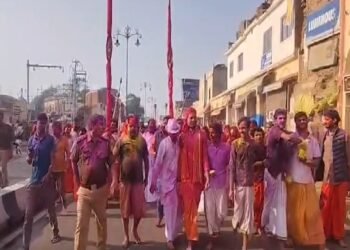 रंगभरी एकादशी: अवध में होली की शुरुआत, मंदिर और मठों को दिया जा रहा न्योता