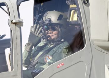 राष्ट्रपति मुर्मु की स्वदेशी उड़ान, जैसलमेर से ‘प्रचंड’ हेलीकॉप्टर में हुईं सवार