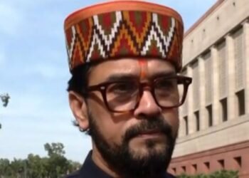 सत्ता के लिए बिन पानी की मछली की तरह तड़प रही कांग्रेस : अनुराग ठाकुर