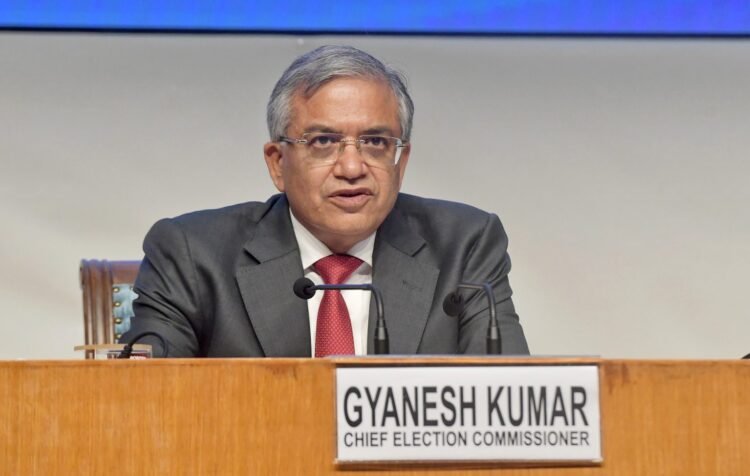 तमिलनाडु में 5.67 करोड़ मतदाता, 188 सीटें सामान्य वर्ग के लिए आरक्षित, बनेंगे 75 हजार पोलिंग बूथ : सीईसी