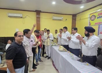 चेम्बर प्रदेश अध्यक्ष सतीश थौरानी के नेतृत्व पर व्यापारियों का अटूट विश्वास,धमतरी इकाई में सदस्यता अभियान को मिला व्यापारियों का भारी समर्थन