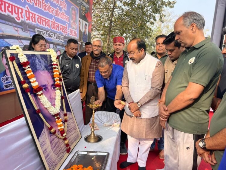 प्रेस क्लब खेल मड़ई का डिप्टी सीएम अरुण साव ने किया आगाज