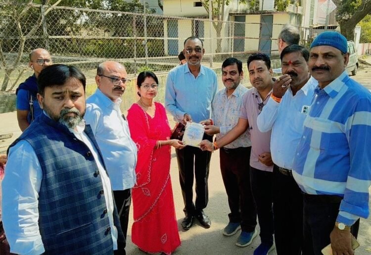 महापौर अलका बाघमार ने किया सड़क निर्माण का भूमिपूजन