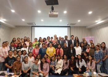 एनआईटी रायपुर में ब्रेस्ट कैंसर जागरूकता कैंप का किया गया आयोजन