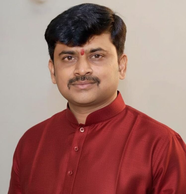 छत्तीसगढ़ प्रदेश कांग्रेस के सक्रिय नेता सोमेन चटर्जी असम के सिलचर विधानसभा क्षेत्र के बने प्रभारी