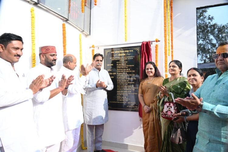 रायपुर पश्चिम में ‘स्मार्ट अधोसंरचना’ का स्वर्णिम अभ्युदय: विधायक राजेश मूणत ने टाटीबंध में समर्पित किया प्रदेश का सबसे भव्य ‘महतारी सदन’