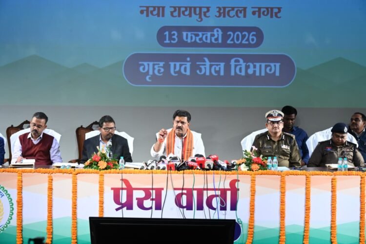 अवैध घुसपैठियों, गोवंश, मादक पदार्थों के तस्करों पर दो साल में की गई कठोर कार्यवाही : गृहमंत्री विजय शर्मा