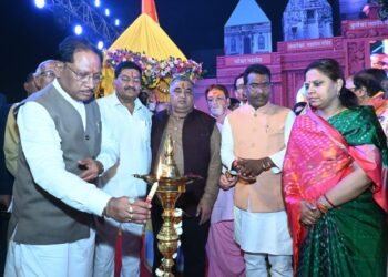 राजिम कुंभ कल्प 2026 समापन समारोह: राजिम में सर्वसुविधायुक्त धर्मशाला हेतु 50 लाख रुपये की घोषणा,मुख्यमंत्री साय ने कहा-राजिम कुंभ कल्प छत्तीसगढ़ की अस्मिता एवं पहचान