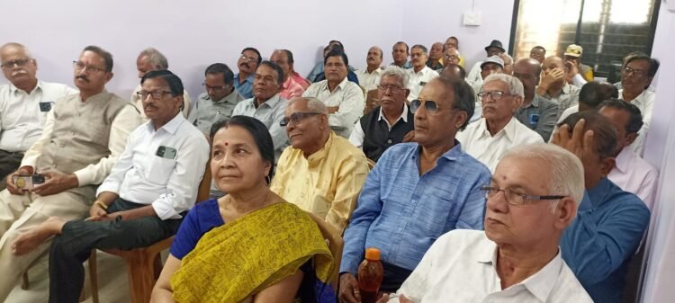 छत्तीसगढ़ अधिकारी–कर्मचारी पेंशनर्स एसोसिएशन की प्रदेश स्तरीय बैठक संपन्न