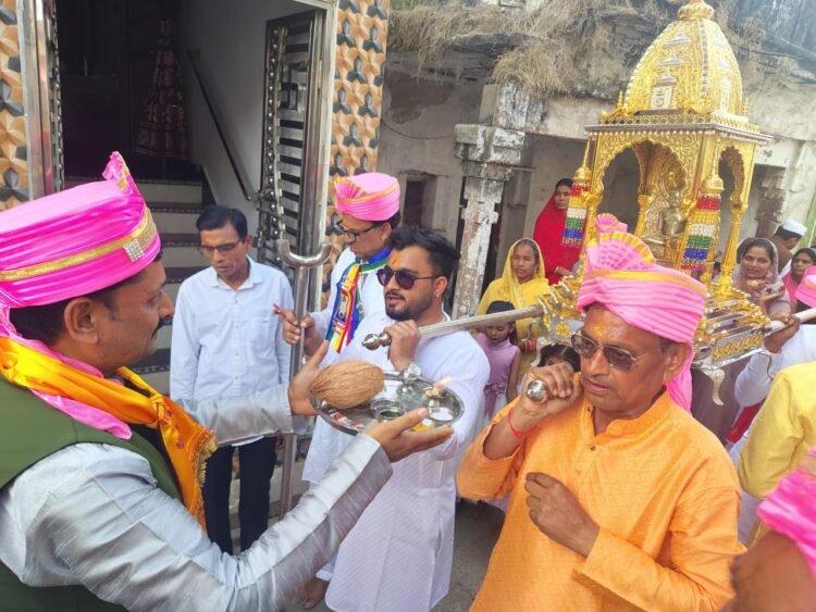 कस्बा बिरधा में हुए विभिन्न धार्मिक आयोजन