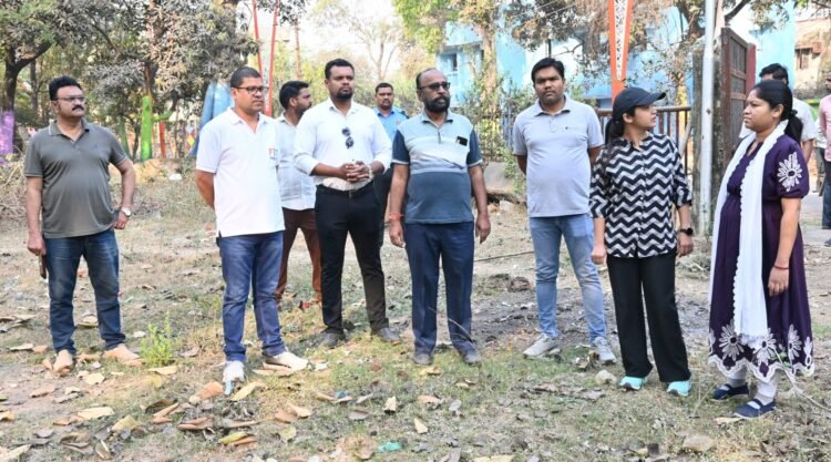 निगम आयुक्त ने किया सेक्टर-6 क्षेत्र का औचक निरीक्षण