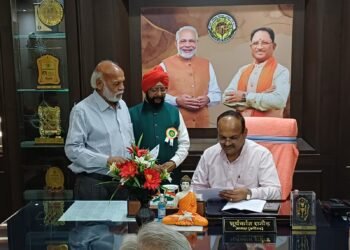 ग्रीन आर्मी द्वारा नगर निगम मुख्यालय एवं 10 जोनों में सिंगल यूज प्लास्टिक को पूर्णतः बंद करने की मांग — सभापति द्वारा सभी 10 जोनों को पालन के निर्देश जारी