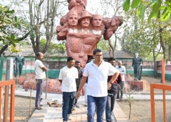 ​भिलाई निगम आयुक्त ने किया जोन-3 मदर टेरेसा नगर का सघन निरीक्षण, विकास कार्यों एवं स्वच्छता व्यवस्था का लिया जायजा