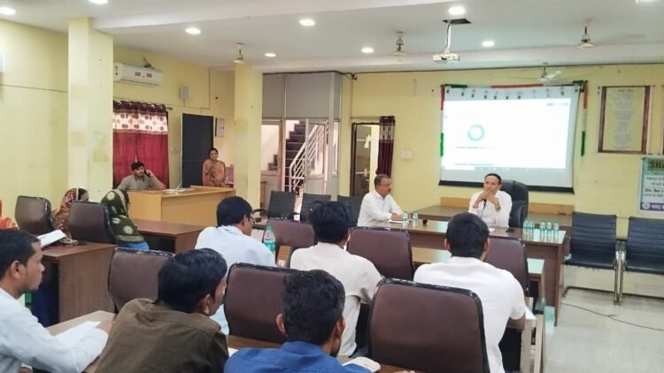 नगर पालिक निगम बीरगांव में आगामी स्वच्छ सर्वेक्षण 2025-26 एवं छत्तीसगढ़ स्वच्छता लीग की दी गई ट्रेनिंग