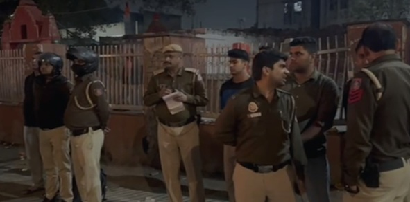 कश्मीरी गेट में कार पर गोलीबारी, खुद को लॉरेंस बिश्नोई लीगल टीम का सदस्य बताने वाला एक व्यक्ति घायल