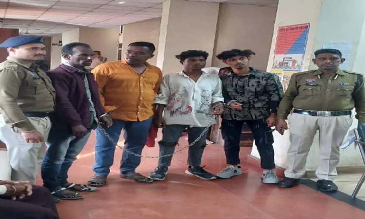 बैजनाथपारा क्षेत्र में देर रात्रि घूमने वाले संदिग्ध व्यक्तियों पर की गई प्रतिबंधात्मक कार्यवाही