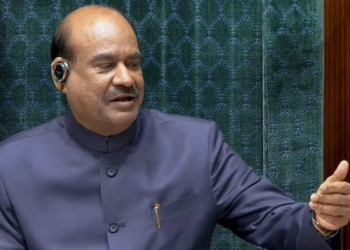 स्पीकर बिरला के खिलाफ अविश्वास प्रस्ताव नोटिस में खामिया,2026 की जगह लिखा 2025