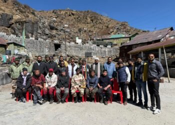 छत्तीसगढ़ के मीडिया दल ने ‘थेगु’ के ‘वाइब्रेंट विलेज’ में बदलते स्वरूप को देखा