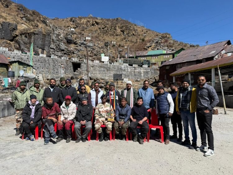 छत्तीसगढ़ के मीडिया दल ने ‘थेगु’ के ‘वाइब्रेंट विलेज’ में बदलते स्वरूप को देखा