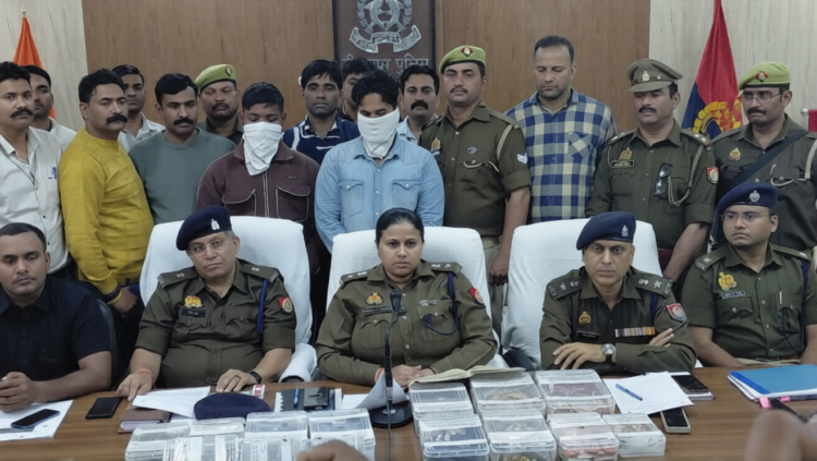 छतीसगढ़ से 5 करोड़ के आभूषण लूट कर भाग रहे बदमाशों को पुलिस ने किया गिरफ्तार