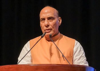 वैश्विक समुद्री सुरक्षा के लिए नौसेनाओं का सहयोग जरूरी: राजनाथ सिंह