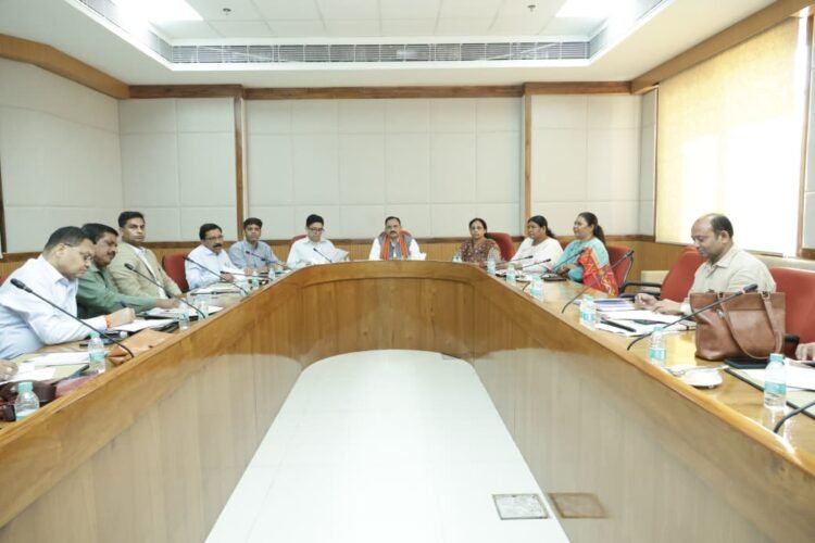 प्रदेश में पीसीपीएनडीटी और एआरटी एक्ट का कड़ाई से होगा पालन, स्वास्थ्य मंत्री की बैठक में अहम निर्देश