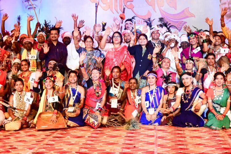 ‘आदि परब’ का रंगारंग आगाज, छत्तीसगढ़ जनजातीय आयोग के अध्यक्ष रूपसिंह मंडावी ने किया शुभारंभ