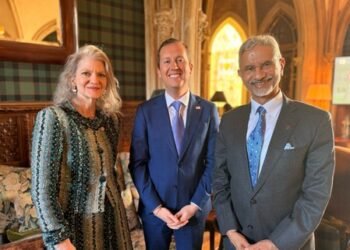 पेरिस में G7 विदेश मंत्रियों की बैठक : सर्जियो गोर ने विदेश मंत्री जयशंकर और रुबियो से की मुलाकात