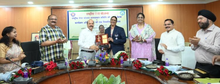 स्वयं से पहले आप के मूल मंत्र को अपनाना होगा,राष्ट्रीय सेवा योजना सलाहकार समिति की 21वीं बैठक सम्पन्न