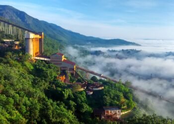 एनएमडीसी ने रचा इतिहास- 50 मिलियन टन लौह अयस्क उत्पादन करने वाली भारत की पहली खनन कंपनी बनी