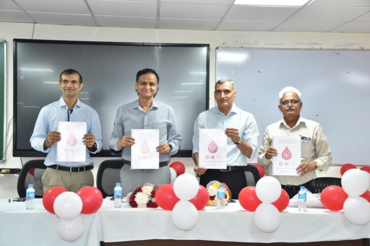 एम्स रायपुर द्वारा रक्त केंद्रों में गुणवत्ता आश्वासन पर राज्य स्तरीय कार्यशालाओं का आयोजन