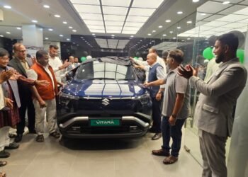 विश्वभारती ऑटोमोबाइल्स नेक्सा, कांकेर में मारुति सुजुकी की पहली इलेक्ट्रिक SUV ‘ई-विटारा’ का भव्य लांचिंग किया गया