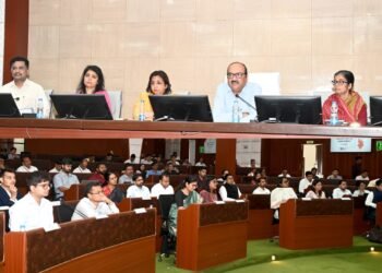 मुख्य सचिव विकास शील की अध्यक्षता में सम्पन्न हुई नक्सल प्रभावित जिलों के आजीविका संवर्धन हेतु परामर्श कार्यशाला