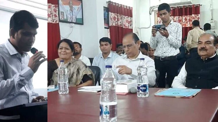 संघर्ष से सफलता तक: दृष्टिबाधित योगेश कुमार तारक ने हिन्दी में पीएचडी वायवा किया सफल