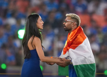 वर्ल्ड चैंपियन बनने के बाद मुश्किलों में घरे हार्दिक पांड्या , तिरंगे के ‘अपमान’ का लगा आरोप; शिकायत दर्ज