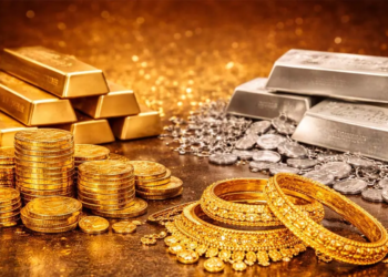 सोना-चांदी में बड़ी गिरावट: 24 दिन में सोना ₹23,956 और चांदी ₹65,200 सस्ती