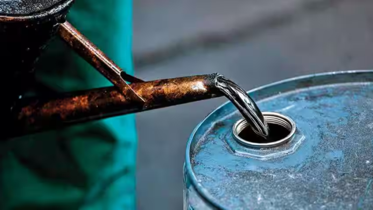 युद्ध के कारण कच्चे तेल की कीमत में भारी तेजी