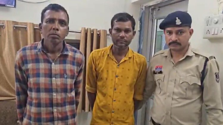 दुपहिया से करते थे रेकी, फिर बकरा चोरी-दो आरोपी पुलिस के हत्थे चढ़े