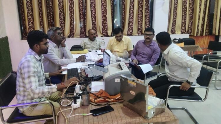 वाहन छोड़ने के नाम पर रिश्वत, मुंगेली में रेंजर-डिप्टी रेंजर गिरफ्तार