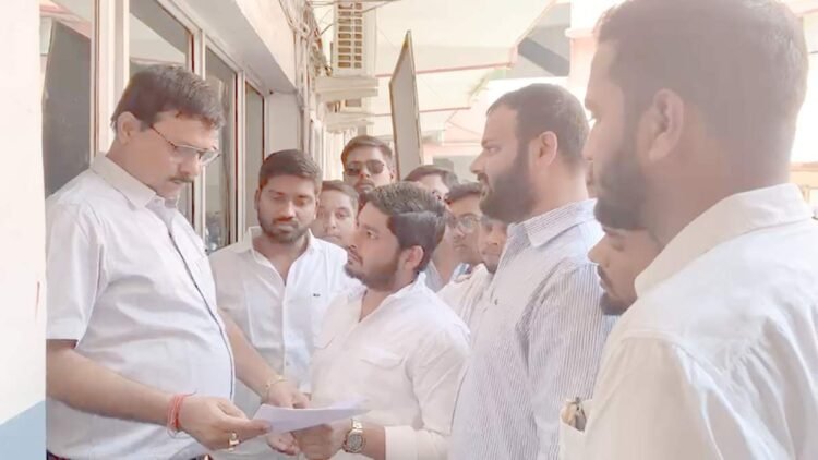 2016 से बंद छात्रसंघ चुनाव पर NSUI का विरोध, 250 कॉलेजों में ज्ञापन