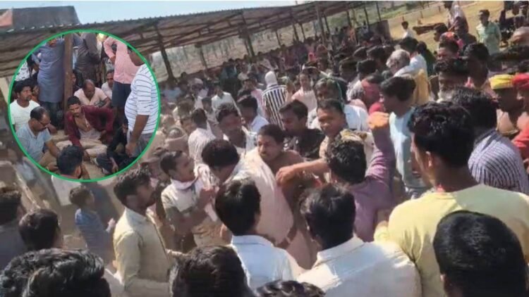 अफवाह बनी हिंसा की वजह, ग्रामीणों ने युवकों को पीटा