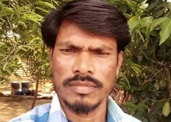 अखबार हॉकर को अज्ञात वाहन ने रौंदा, मौत