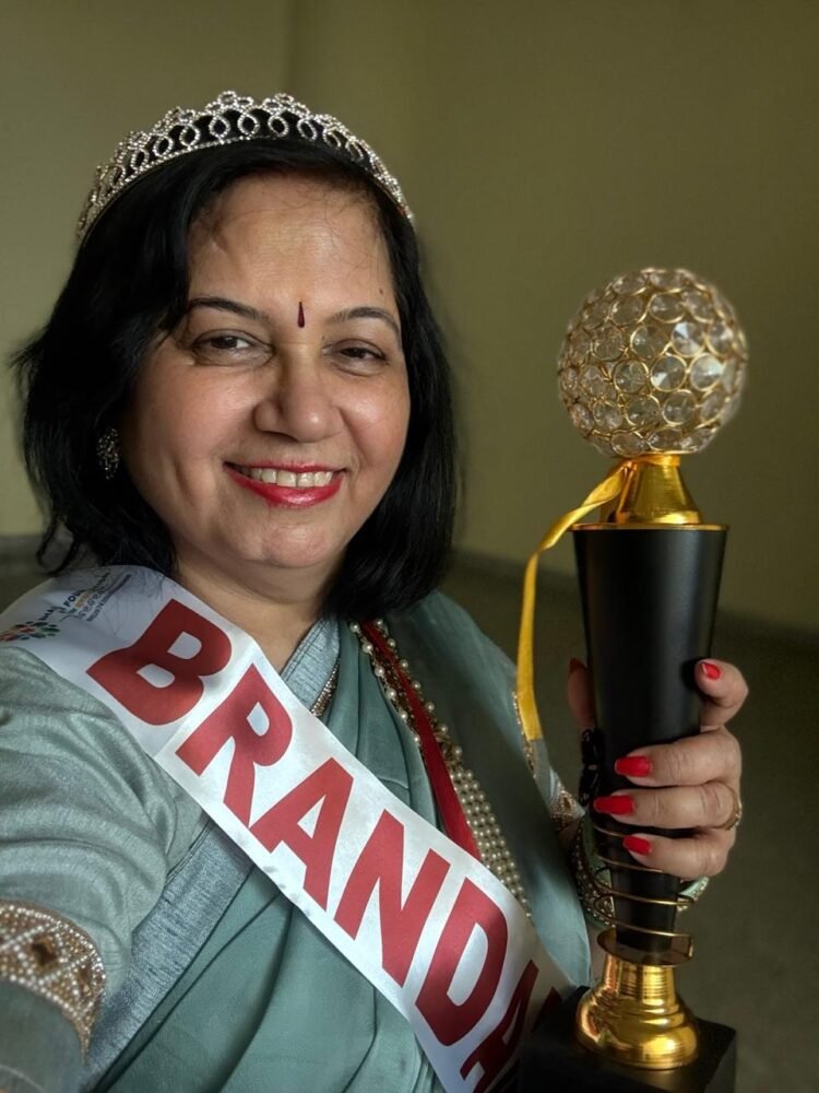 रायपुर की समाजसेविका एवं वरिष्ठ कवियित्री शुभा शुक्ला निशा जयपुर में ग्लोबल डायमंड आइकॉन अवार्ड से सम्मानित