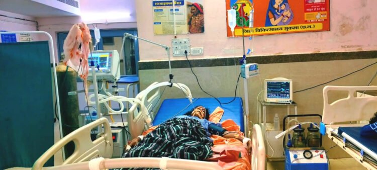 मरीज को मिला समय पर उपचार, सुकमा के चिकित्सकों की टीम ने दिखाई तत्परता,जिला अस्पताल में मौत के मुंह से लौटाई महिला की सांसें