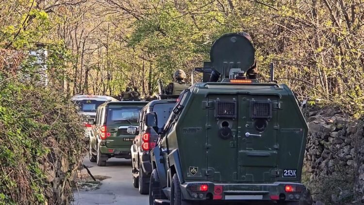 16 साल से फरार पाकिस्तानी आतंकी गिरफ्तार, लश्कर का सदस्य निकला