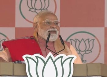 केरल में गरजे नरेंद्र मोदी: बोले– बदलाव के लिए तैयार राज्य, NDA बनाएगी सरकार