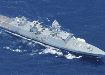 नौसेना में शामिल हुआ युद्धपोत तारागिरी, दुश्मन पर हमला और दोस्तों की करेगा मदद